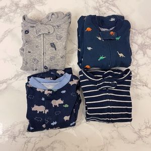 Carter’s Footed Sleepers size 6 months